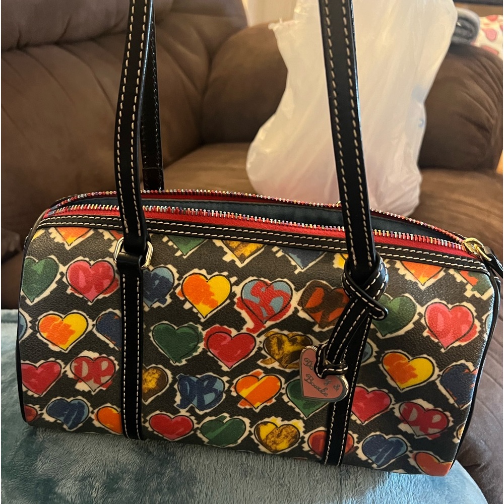 Dooney & bourke heart cylinder purse